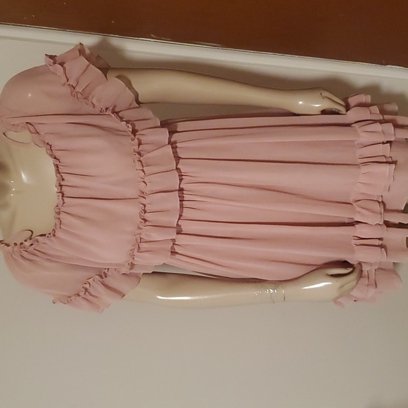 Blush Pink Ruffle Off Shoulder Dress - Picture 5 of 6